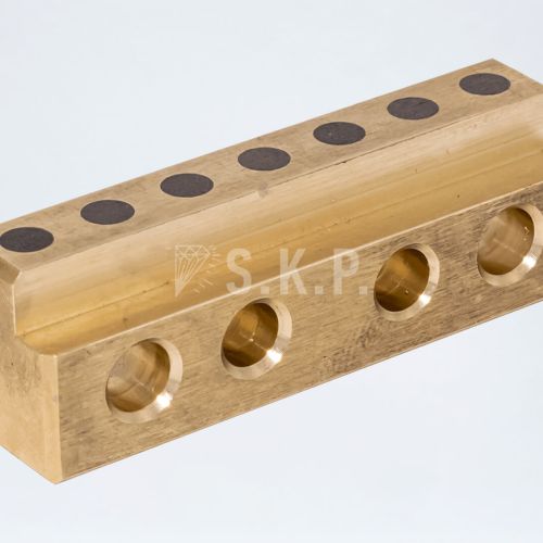 Grafitli Köşebent Plâka