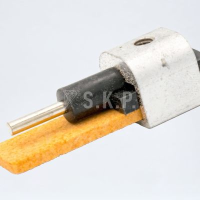 Makine İle Kullanım İçin Gaztaşı Tutucusu Tip 1