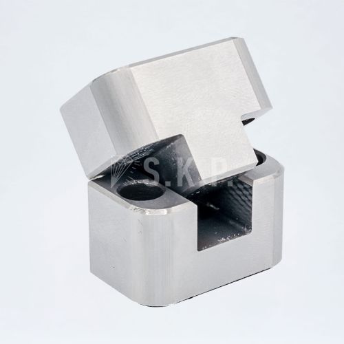 Tecnomould USK Merkezleme Blokları